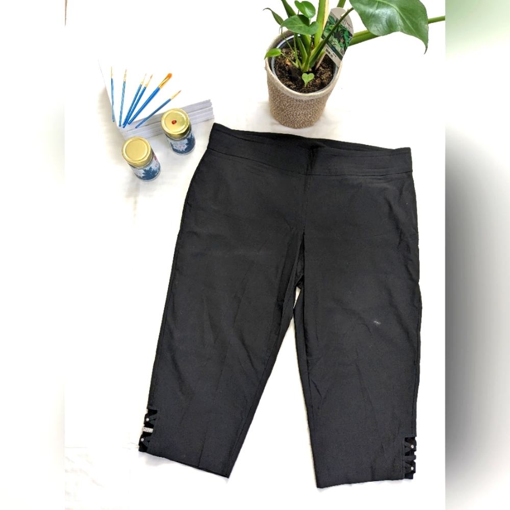 EUC ATTYRE PANTS
